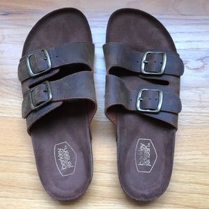 Leather sandals